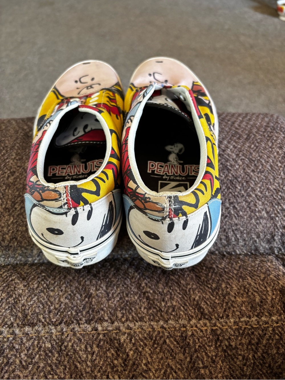 Peanuts Multicolor Graphic Slip-On Shoe gently used size 6 US men or  women 7/12 - Picture 8 of 8